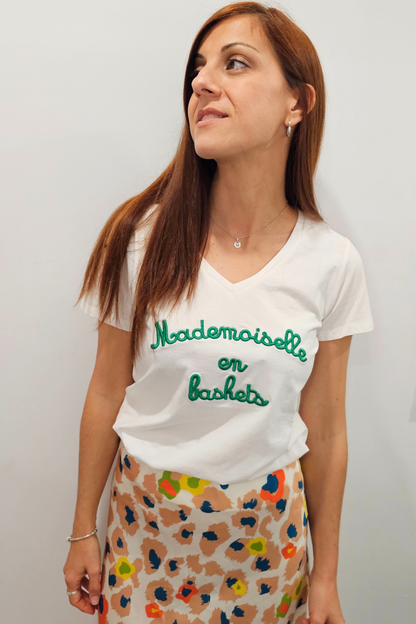 Camiseta Mademoiselle letras verdes